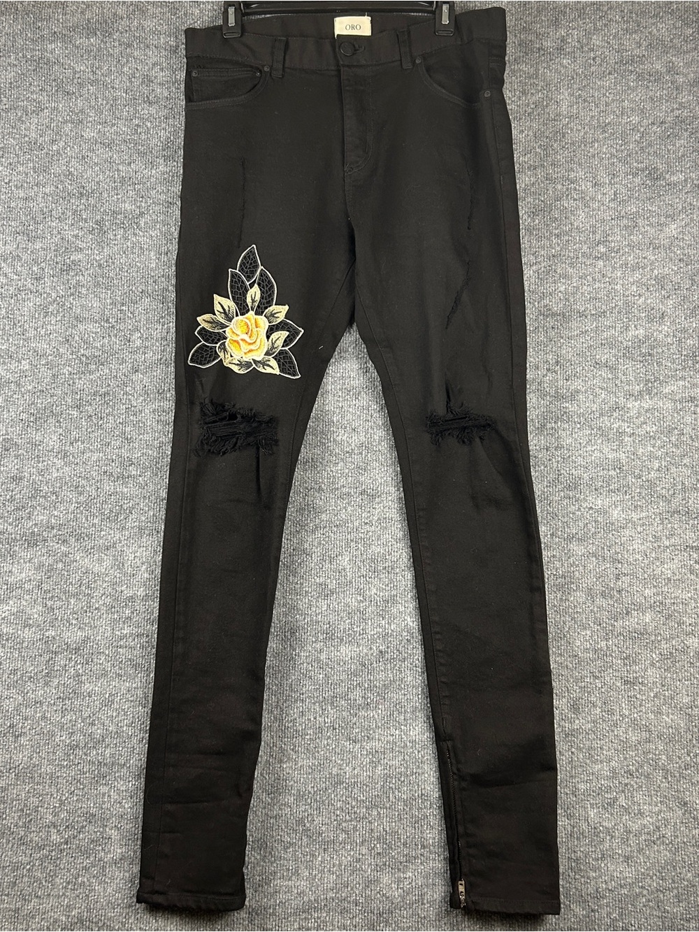 ORO Los Angeles Black Distressed Rose Embroidered Ankle Zip Jeans Size 32 Moto